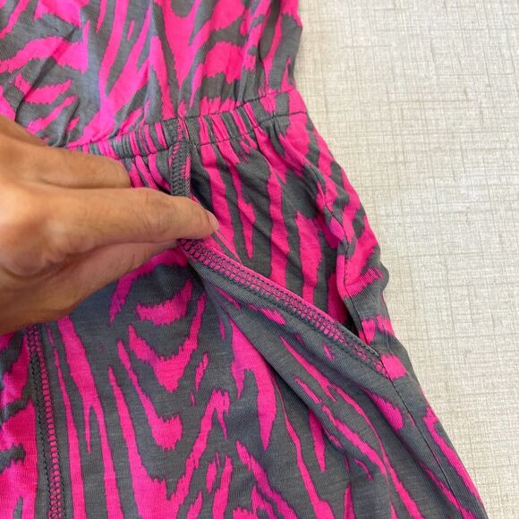 Torrid Romper Plus 1X Zebra Elastic Waist Shorts Keyhole Surplice Back Pockets - Picture 4 of 13